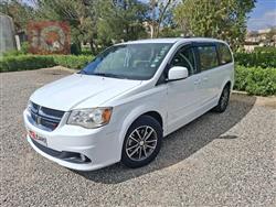 دودج جراند كارافان